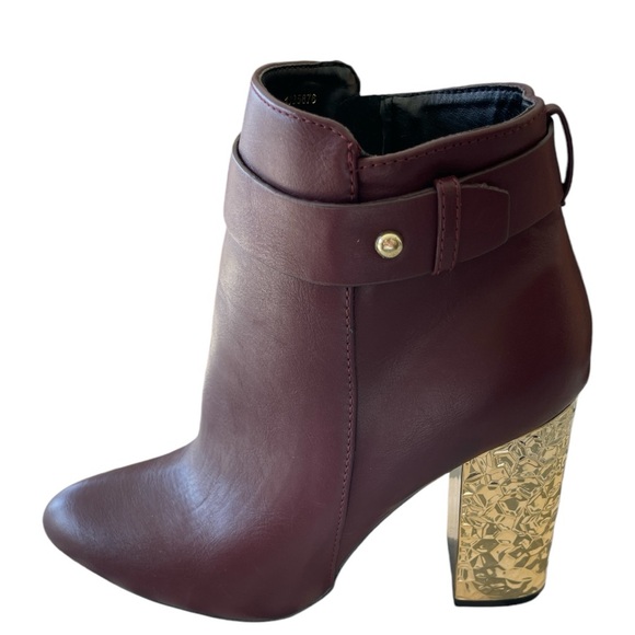 Charolette Russe Platform Ankle Boots Burgundy With Gold 4” Heels New No Box 8 - Picture 5 of 10